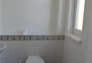 Sonnige 4 Zi-Dachgeschosswohnung mit Terrasse und Balkon!