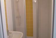 Ruhige 4 Zimmer Wohnung WG geeignet