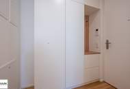 Zweitbezug: teilmöblierte südseitige Single Hit Wohnung mit Freifläche - Straßenseitig - Schönbrunner Straße
