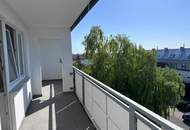 "Hell, Grün und ruhig. 3 Zimmer mit Südloggia!"