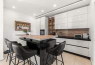 Elegantes Wohnen im Grünen! Neuwertiges Dreifamilienhaus in erhöhter Ruhelage