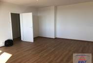 Kleine Wohnung mit großem Balkon in Grünruhelage!