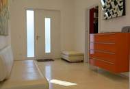 Modernes Wohnen am Lainzer Tiergarten – exklusive Villa mit Pool und Lift!