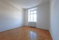 HELL, ANSPRECHEND, ZENTRAL! GARTENNUTZUNG UND PARKPLATZ INKL.