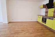 EIGENGARTEN, LORYSTRASSE, 75 m2 Neubau mit 23 m2 Garten, 2 Zimmer, Wohnküche, Wannenbad, Parketten, 1. Liftstock