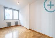 Luxus Neubau-Wohnung mit XL Loggia in bester Lage