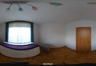 *** Gemeinschaftsprojekt oder Investment? Zwei Häuser, sechs Stellplätze, großes Grundstück in Toplage! ***