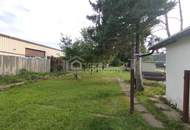 Mehrfamilienhaus mit Gewerbegrundstück