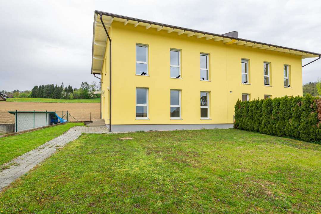 Familientraum mit 4 Zimmern und Doppelcarport!
