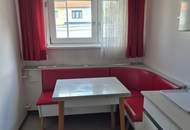 Renovierungsbedürftiges Mittelreihenhaus