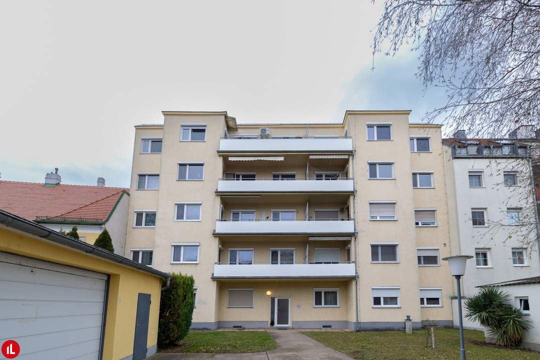 Leistbare 3-Zimmer-Wohnung mit Loggia & Garage in ruhiger Innenhoflage