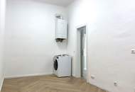 Erstbezug nach Sanierung - Altbau-Flair in AKH/U6-Nähe!