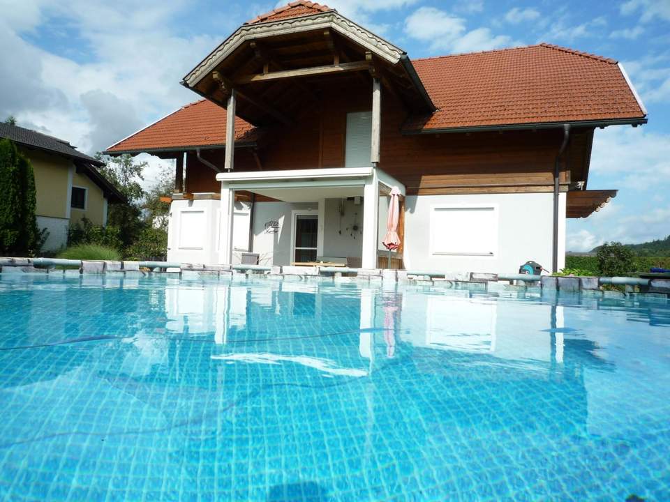 Aufgepasst Salzburg zu teuer! Dann haben wir hier etwas für Sie! Top Landhaus für ruhiges Leben und Arbeiten zum Wohlfühlen nur 6 Km von Straßwalchen!