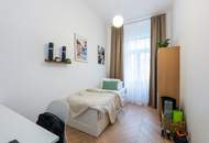 Stilechte, professionell generalsanierte Altbauwohnung mit Balkon