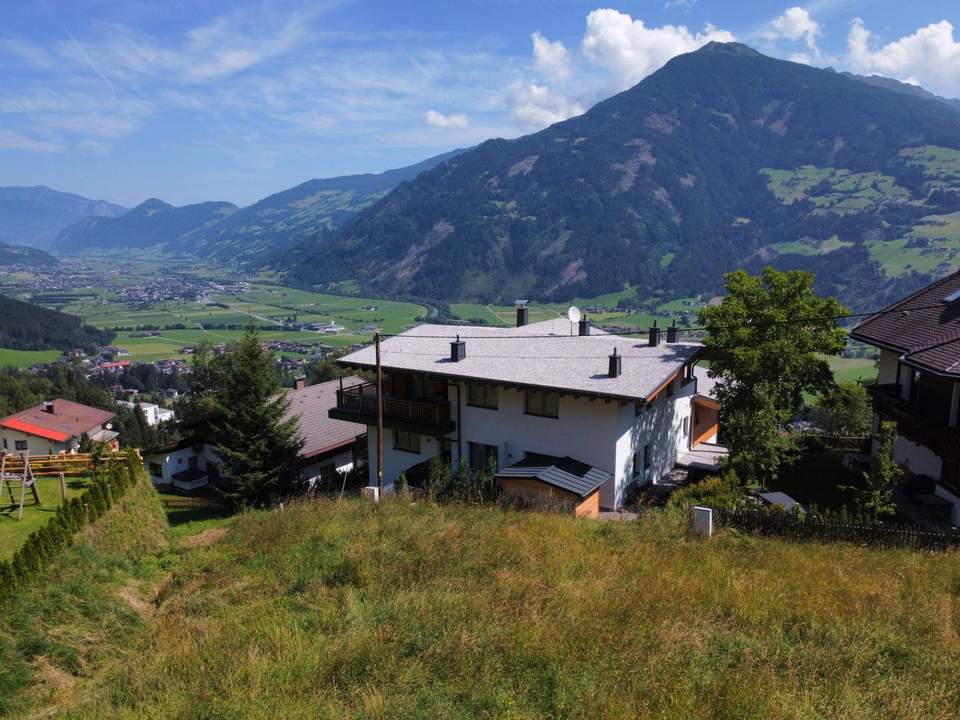 Panoramagrundstück im Zillertal – Einzigartige Aussichtslage!