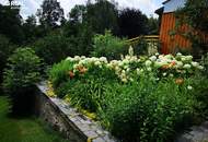 Geräumiges Wohnhaus mit großem Garten und angrenzendem Fischteich