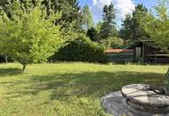 Liebenswerter (Klein-) Familienwohnsitz auf ebenem, bezaubernden Grundstück in ruhiger, begehrter Siedlungslage
