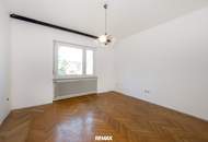 Einfamilienhaus mit großem Garten, Doppelgarage und viel Potenzial in Graz-Straßgang