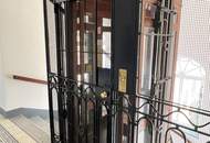 Da ist er – Ihr Wiener Wohntraum! Altbaujuwel im letzten Stock mit Balkon &amp; Klima – jetzt zugreifen!