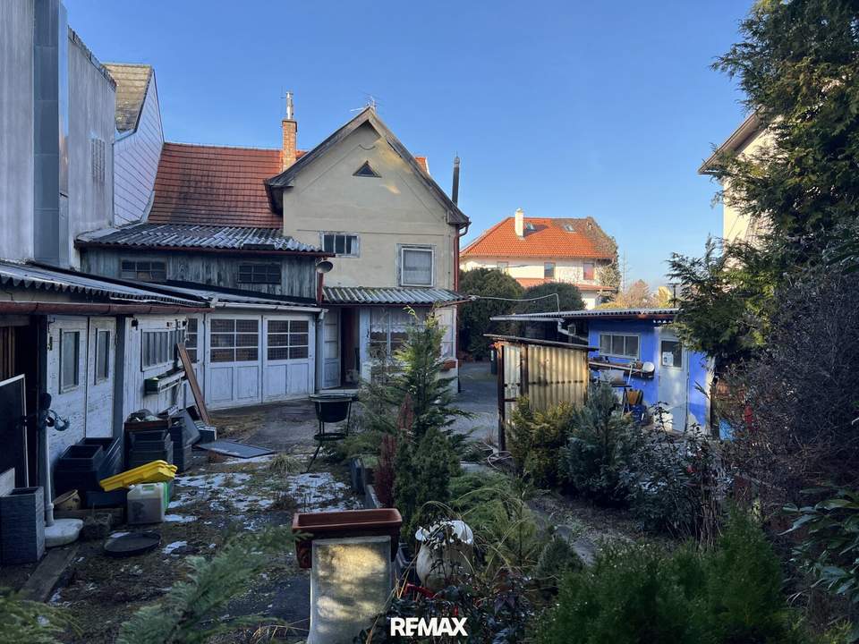 Altbestand auf traumhaftem Baugrundstück in Wiener Neustadt!