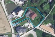 Älteres Haus mit Nebengebäude und Garage. Herrlicher Gebirgsblick am Ende der Burgwallstrasse