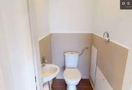 | GROSSES EINFAMILIENHAUS | 1 HAUPTWOHNUNG | 2 NEBENWOHNUNGEN | BÜRO