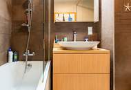 Vollrenovierte Dreizimmer-Wohnung mit großem Kellerraum