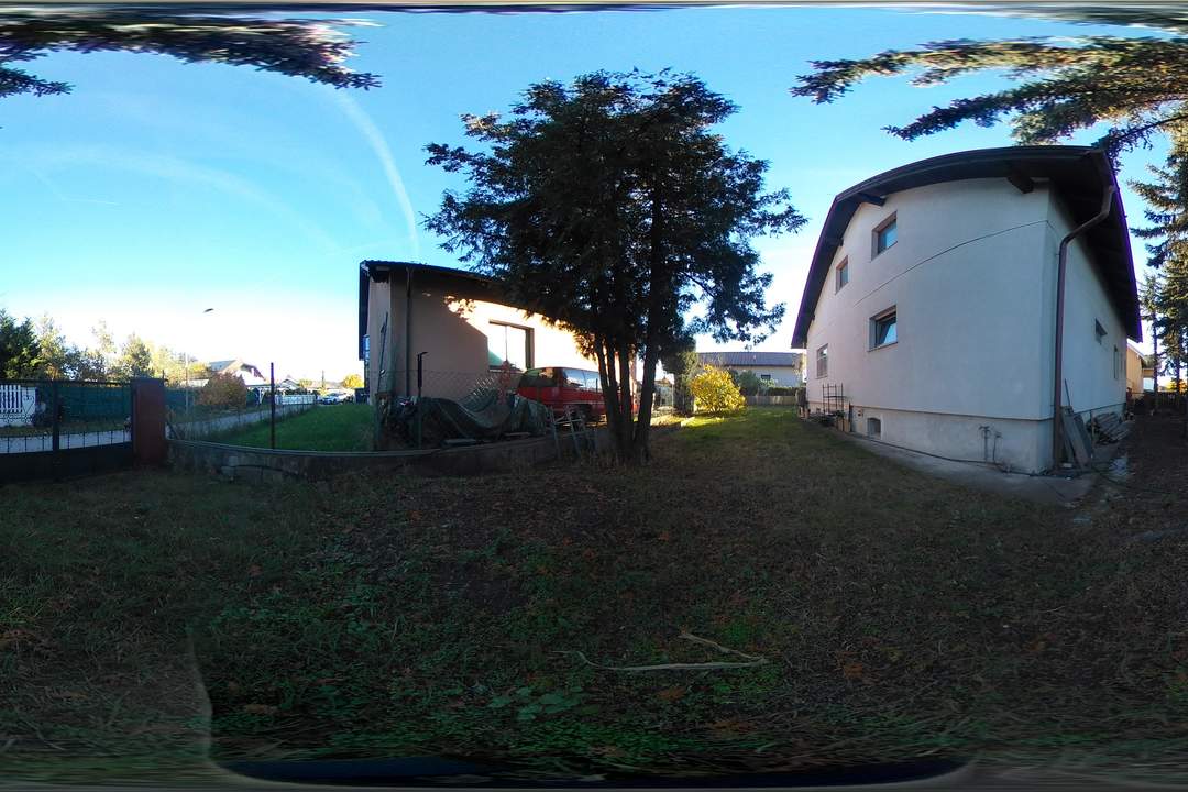 "Einfamilienhaus mit Potenzial und großem Garten – Theresienfeld "