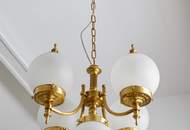 Altbau trifft Grünidylle: 73-m²-Wohnung mit großer Veranda & Garten