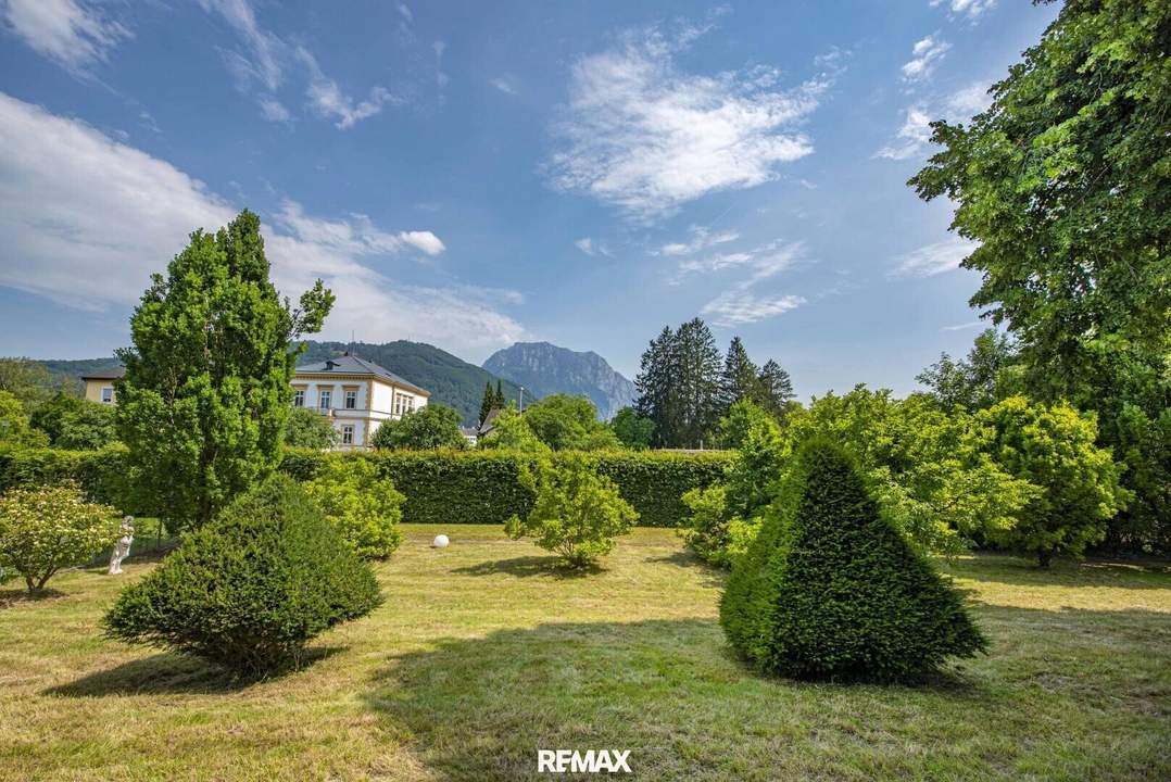 Eigentumswohnung mit großem Garten in der Villa Luise
