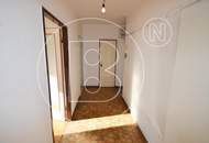 Renovierungsbedürftige 3-Zimmer-Balkon-Wohnung!