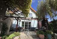 Eckreihenhaus mit uneinsichtigem Garten, Pool und zwei Stellplätzen!