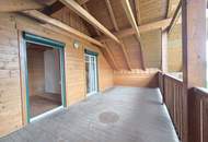 Holzblockhaus mit Vollkeller in guter Lage