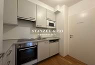 SONNIGES &amp; MODERNES TERRASSENDACHGESCHOSS