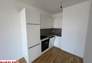 Helle und moderne DG-Wohnung mit großzügiger Terrasse