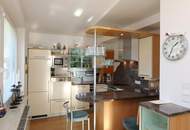 Großräumige Erdgeschosswohnung mit fantastischem Garten