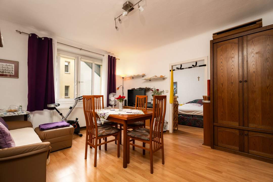 Neuer Preis !!!! Top 2-Zimmer Wohnung in 1130 Wien, 47m², gepflegt, 1. Etage, nur € 199.000,- !