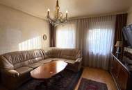 Renovierungsbedürftiges Einfamilienhaus mit idyllischem Garten in Sackgasse