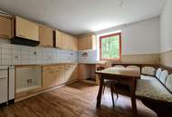 Attraktives Immobilienangebot in Bad Eisenkappel: Zwei sanierungsbedürftige Häuser mit Garten, Garagen und viel Potenzial