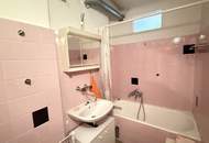 Schickes STUDIO (Ein-Zimmer-Wohnung mit Schlafnische und separater Küche) *nahe der U3-Station!