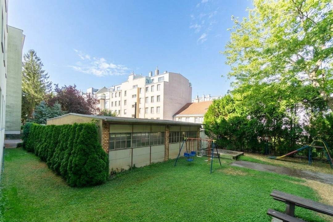 Eigentumswohnung auf ca. 105 m² mit Lift in grüner Wohnhausanlage mit Kinderspielplatz