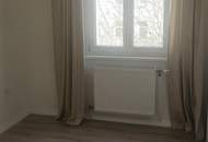 Zimmer Nr. 3 in einer reinen Mädchen - Wohngemeinschaft ist ab sofort verfügbar!