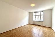 1180! Schöne ALTBAUWOHNUNG MIT TERRASSE und BALKON nahe Währinger Schubertpark!