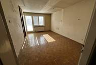 Helle 3-Zimmer Wohnung mit optimalem Grundriss, separater Küche und Kellerabteil - sanierungsbedürftig - Nähe Türkenschanzpark