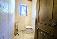 Großzügige Dachgeschosswohnung mit Balkon und Dachraum in Steinfeld