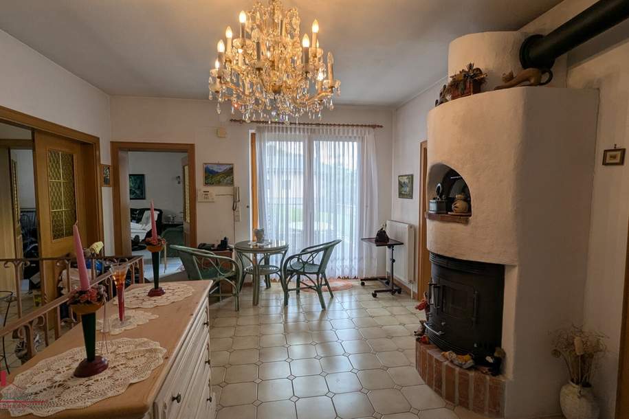 Geräumiges Wohnhaus in Ruhelage, mit Fernblick, in Hainburg an der Donau: ca. 180m² Wohnfläche mit Garten, 2 Terrassen, Pool und Garage!!!, Haus-kauf, 697.000,€, 2410 Bruck an der Leitha