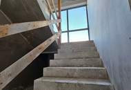 EXTRAKLASSE! NEUER SENSATIONS-PREIS! Exklusive Neubau-Gartenwohnung – Stilvoll wohnen mit sonniger Terrasse und höchstem Komfort!