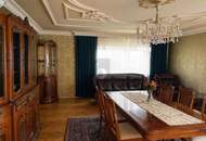GROßZÜGIGES WOHNHAUS MIT BÜROFLÄCHE, 11 ZIMMERN, GARTEN &amp; 2 GARAGEN