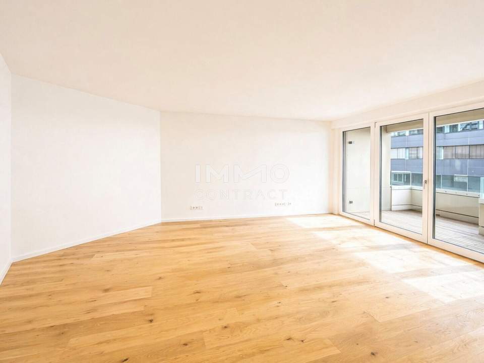 5th floor: Directly at the main train station: Commission-free