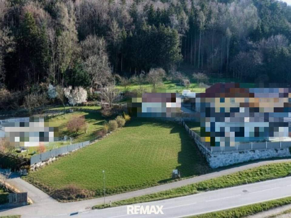 Sonniges Baugrundstück in Parz